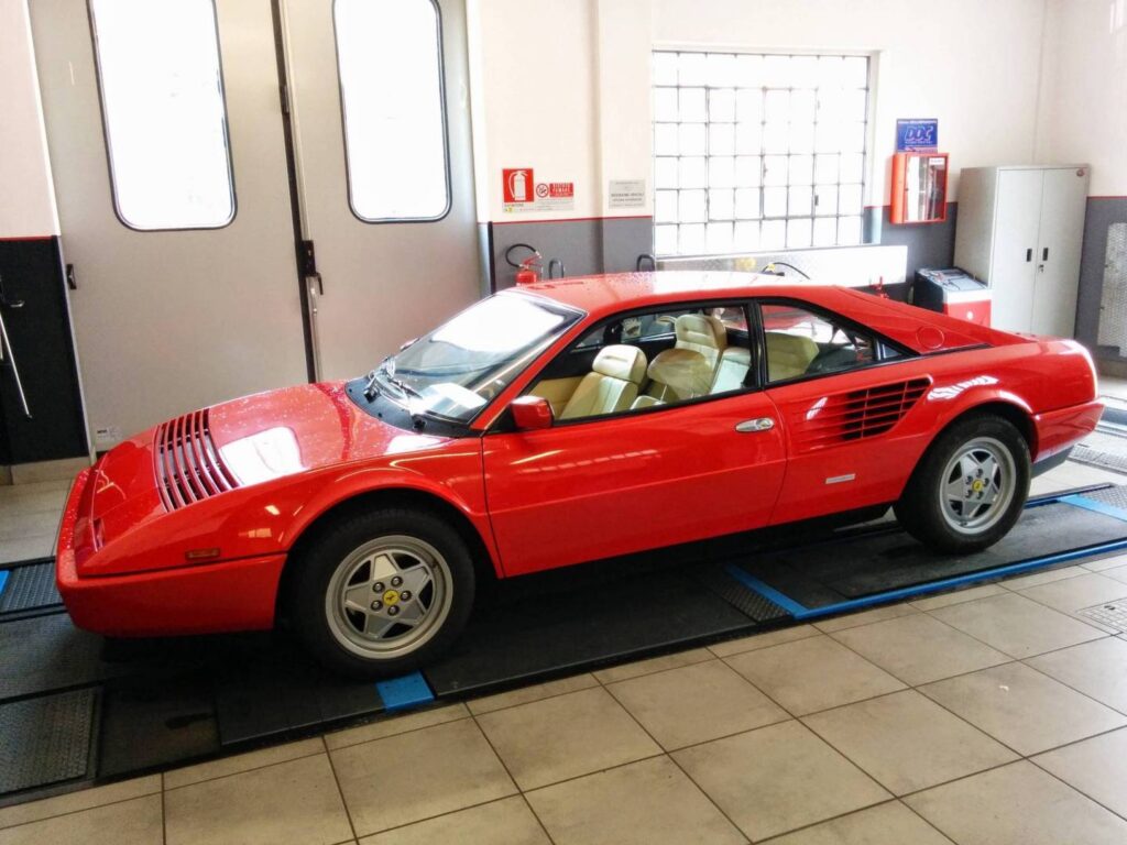 Ferrari Mondial