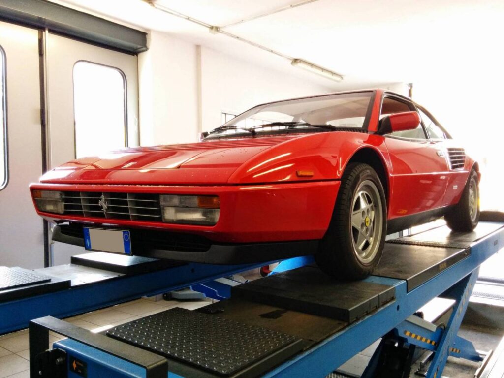 Ferrari Mondial